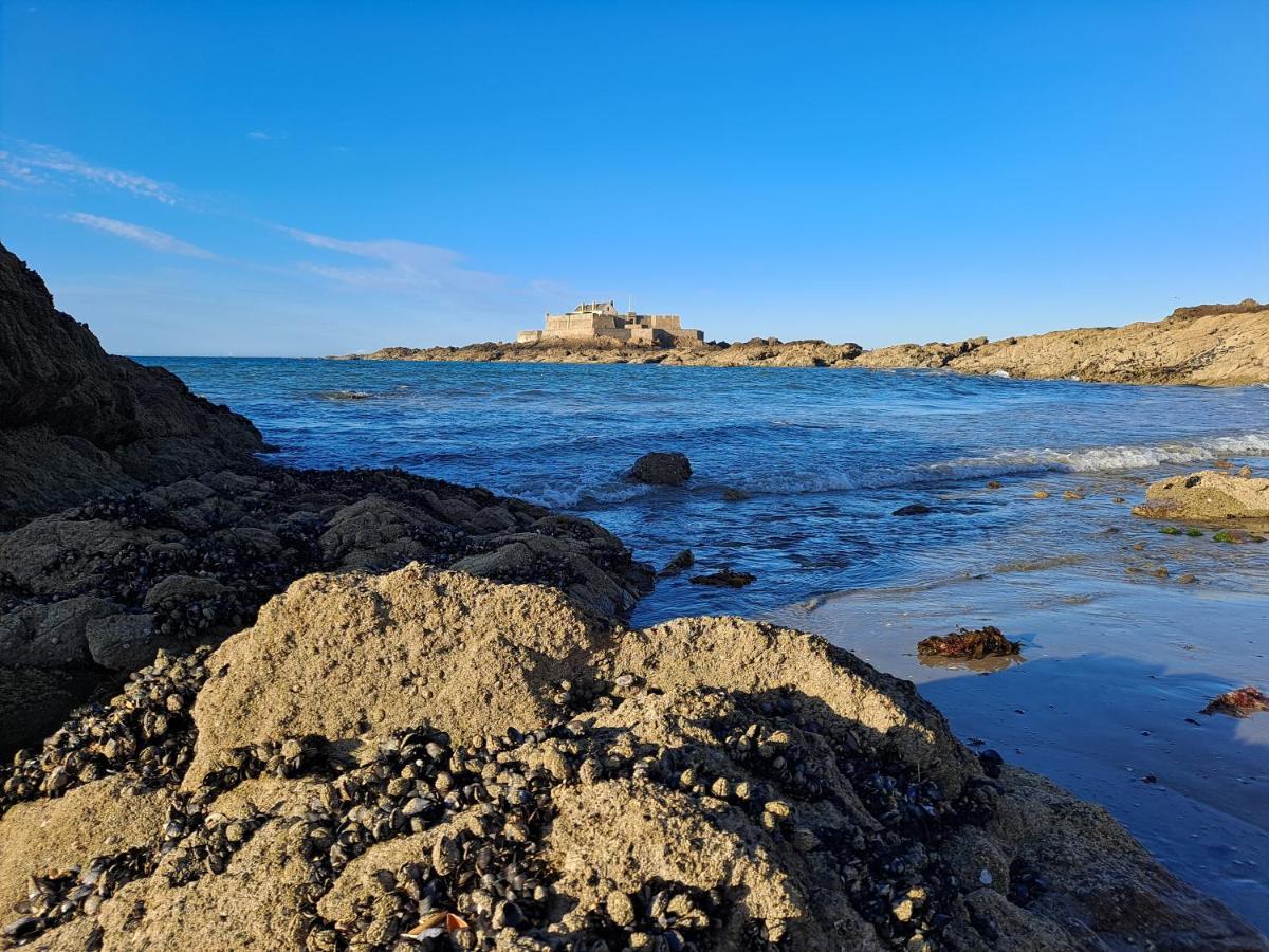 Appartement Au Coeur D'Intra Muros Saint-Malo Exterior foto