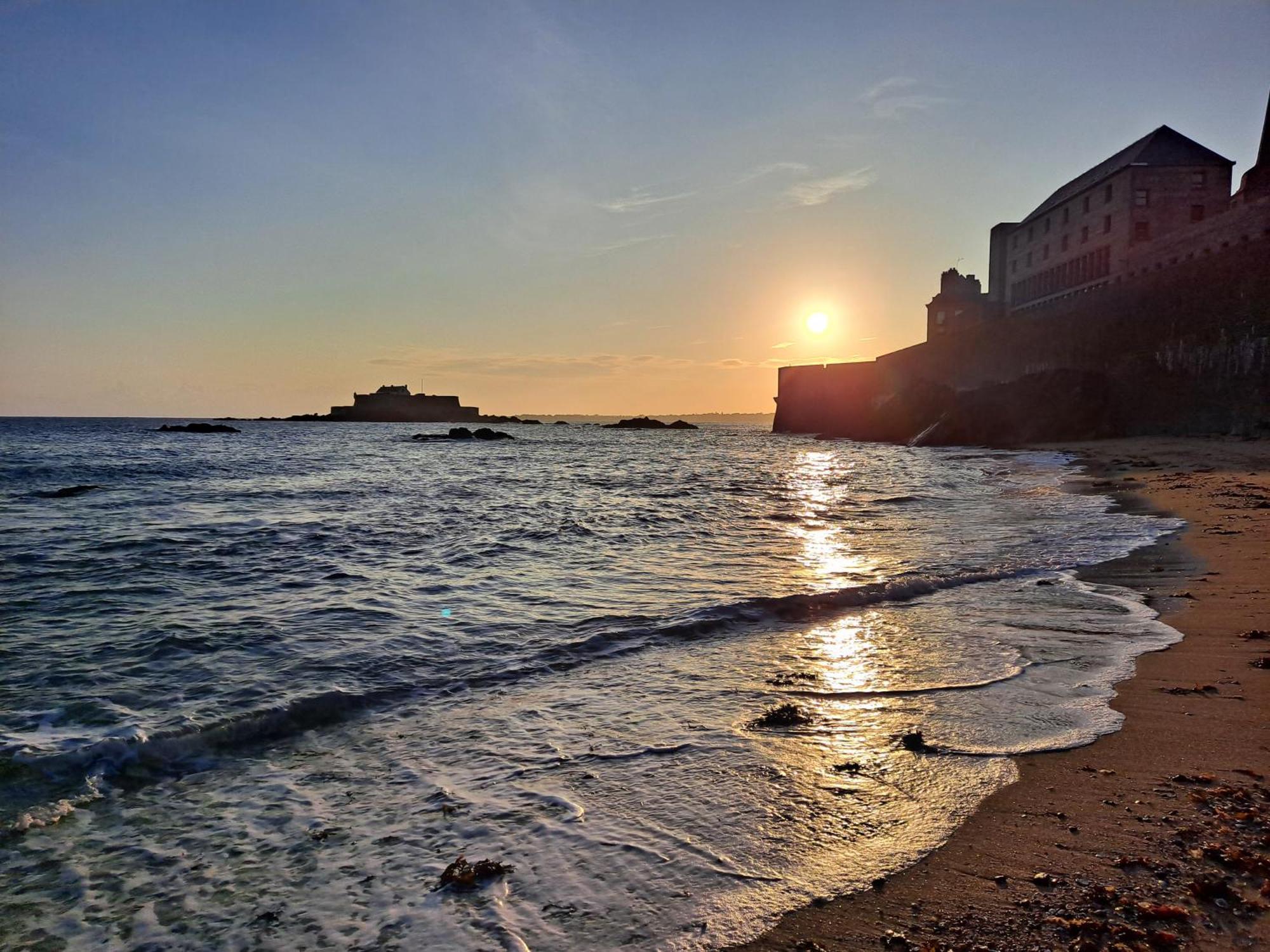 Appartement Au Coeur D'Intra Muros Saint-Malo Exterior foto